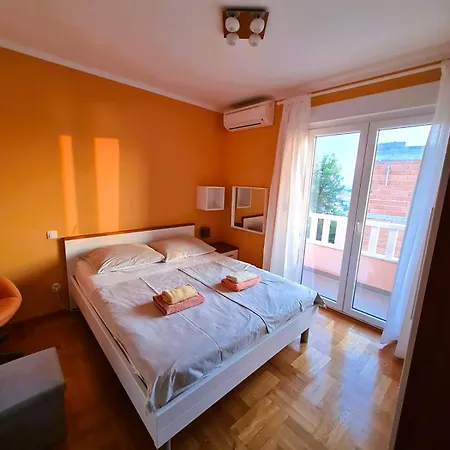 Maja Апартаменты *