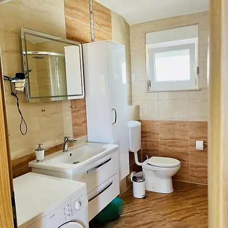 Apartament Maja *
